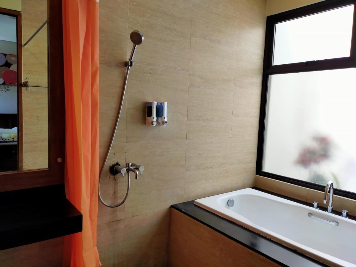 Vimala Hill Villa And Resort - 3 Bedrooms Bogor Kültér fotó